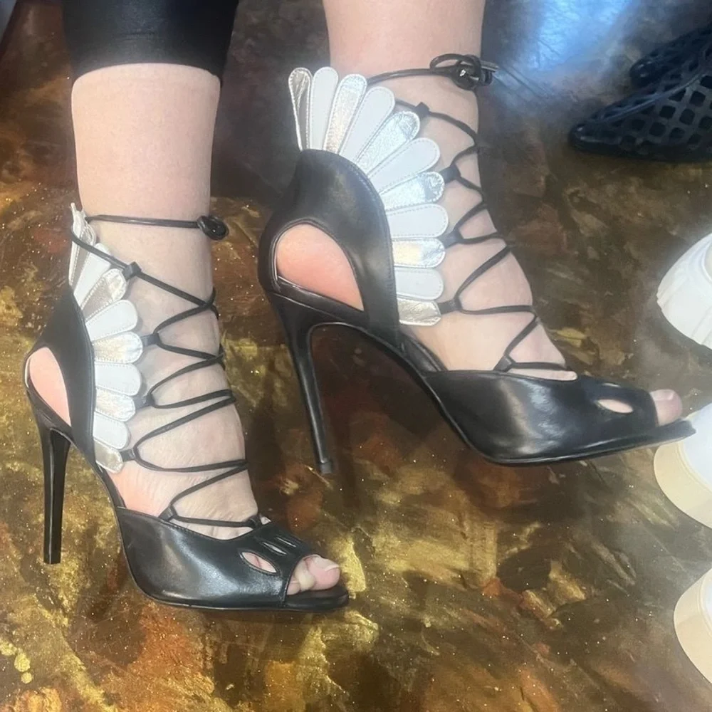 Marino Fabiani made in Italy black leather heels size EU 37 NWT flower design